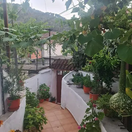 Valmira - Town Center Apartment